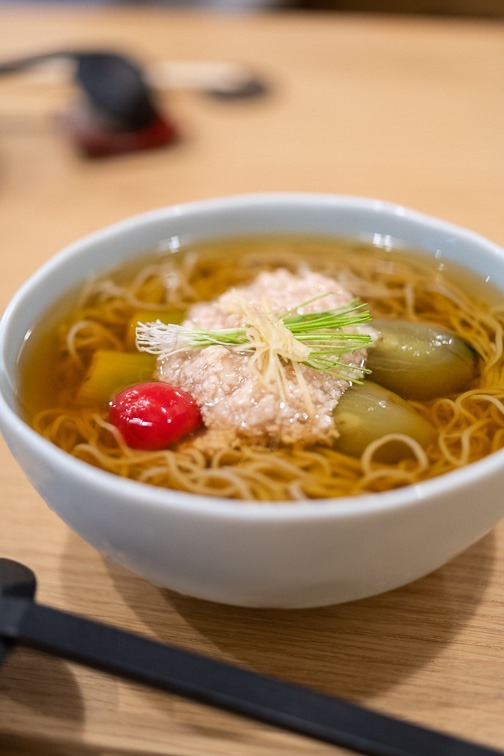 秋葉原 蕎麦 匠 の季節メニュー冷やしナス鶏そぼろ蕎麦 が美しくて美味しい やまけんの出張食い倒れ日記