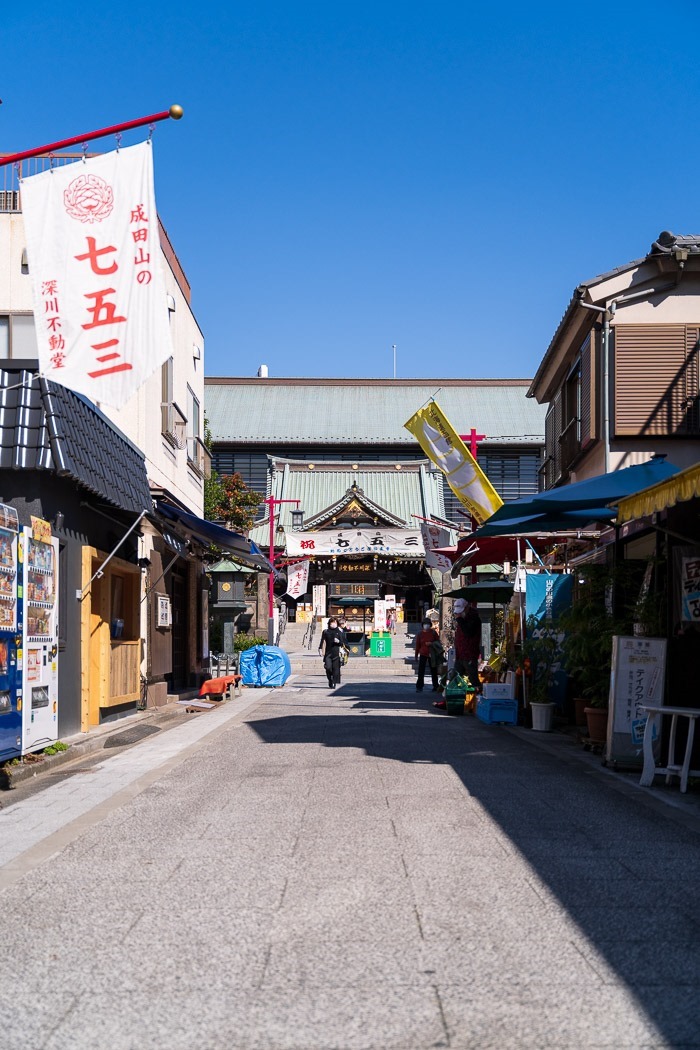 フルアーマーsigma Fp持って門前仲町深川不動尊 富岡八幡宮 晴弘 やまけんの出張食い倒れ日記