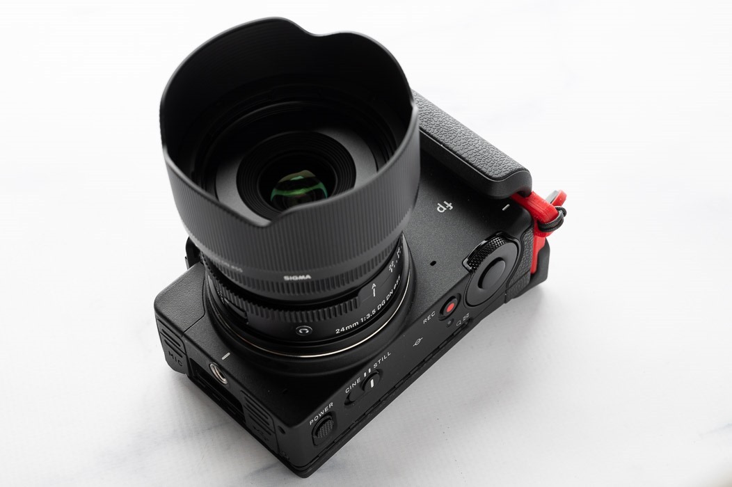 SIGMA - グリーン様専用 希少明るい標準レンズ Sigma 18−50mm F2.8の+